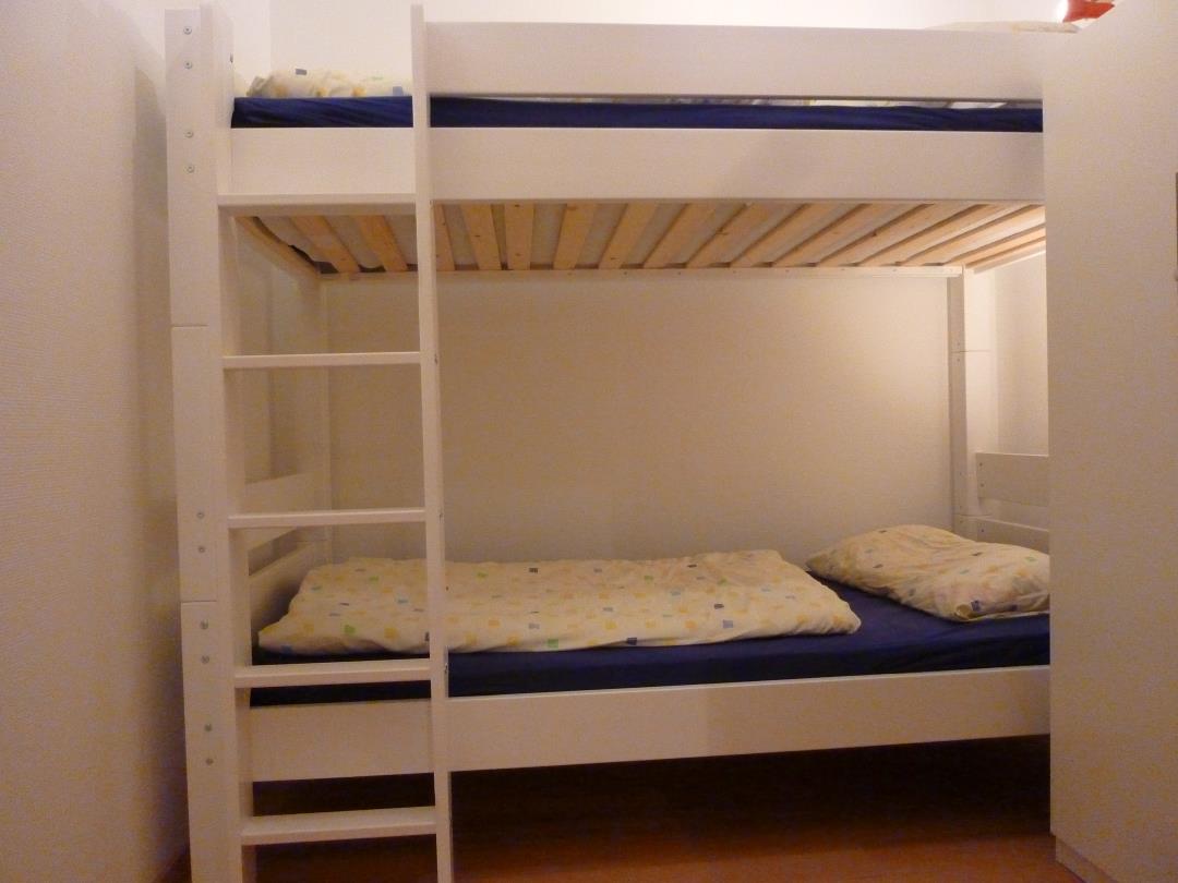 2. Schlafzimmer mit Stockbett